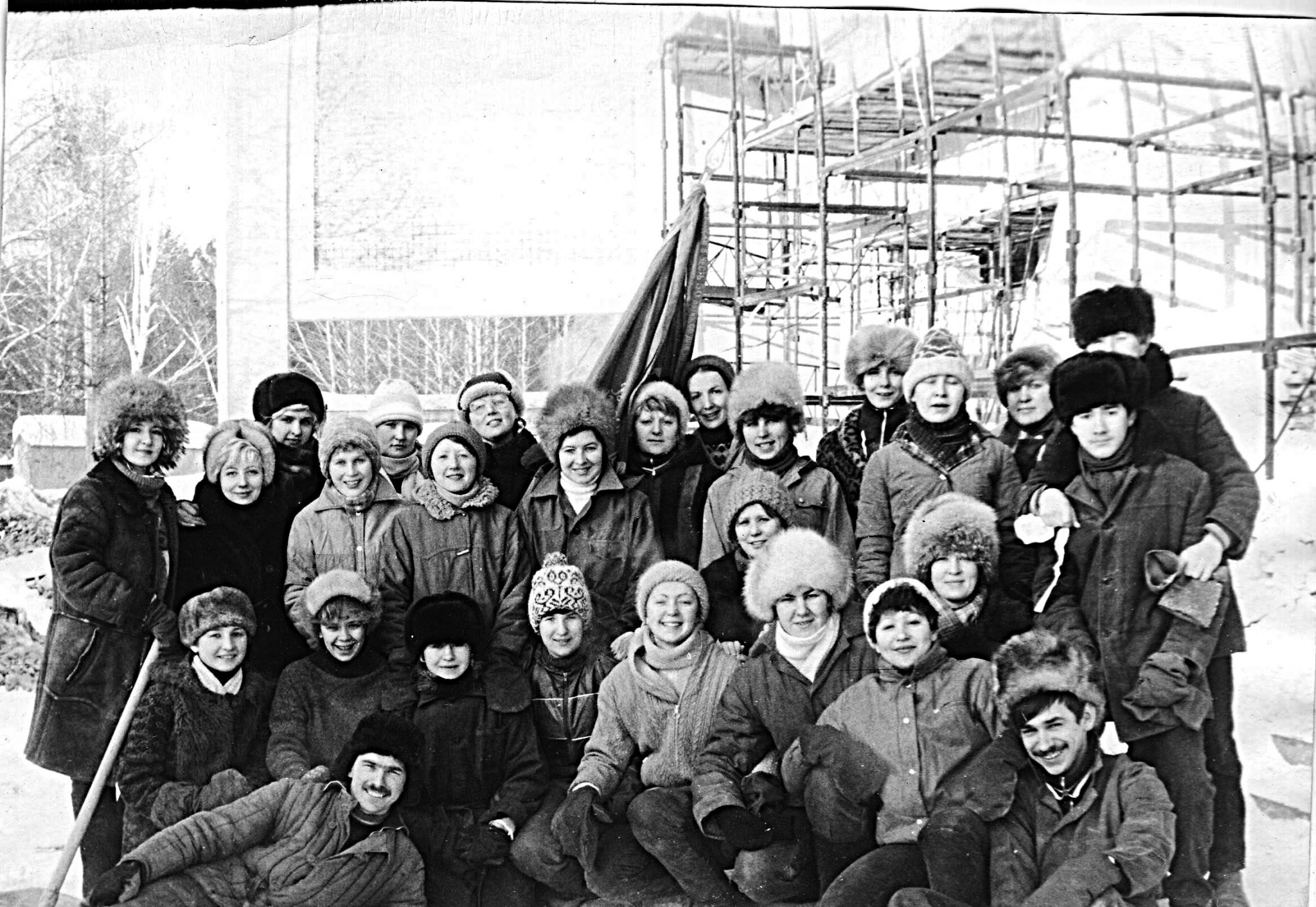 Субботник ДК Юность - 1985 г.jpg