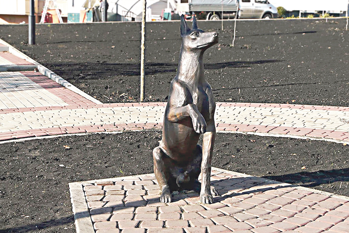 Памятник Собаке Качалова в Белгороде.jpg
