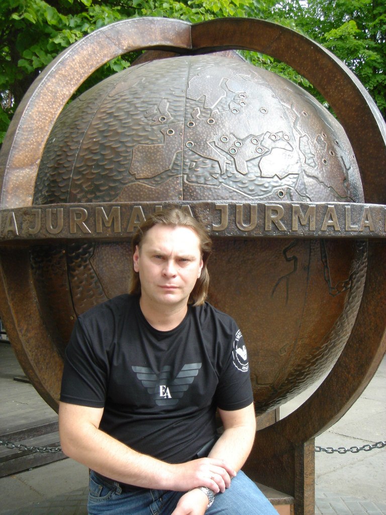 FMsVoDnl8kk.jpg