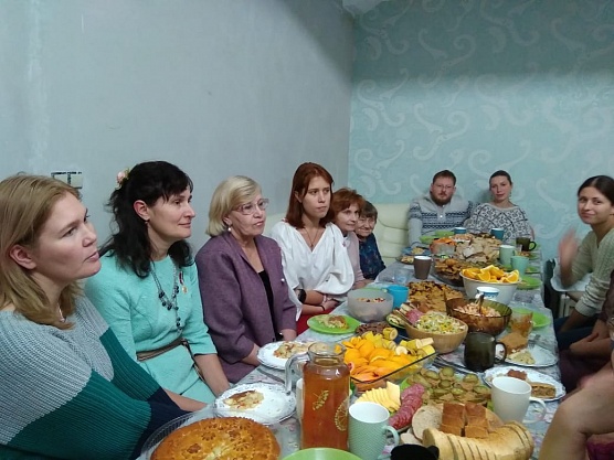 Мамин день