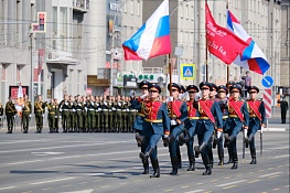 Парад Победы прошел в Новосибирске