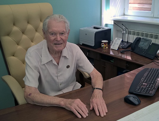 Юрию Николаевичу Абраменко –  90-лет!