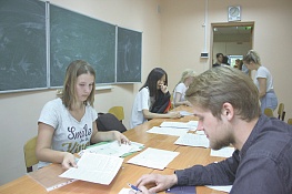 Талантливые школьники со всей России съезжаются в СУНЦ НГУ