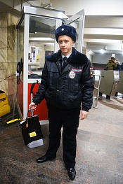 «Маша-растеряша» и полиция Новосибирского метрополитена
