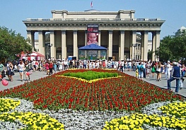 Почти 700 тысяч цветов высадят к лету в Новосибирске